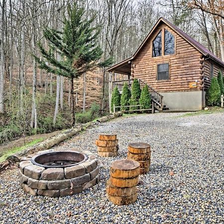 Bryson City Vacation Rental With Hot Tub And Fire Pit! Exterior photo